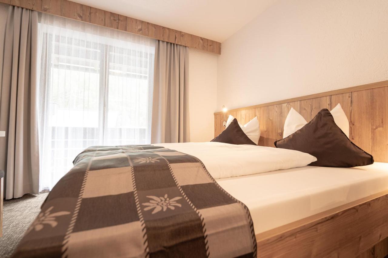Senner Appartements Umhausen Esterno foto