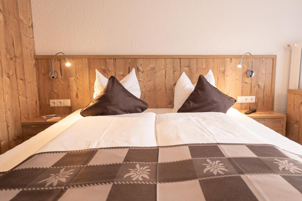 Senner Appartements Umhausen Esterno foto