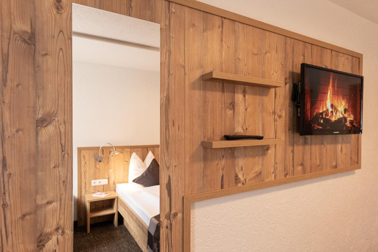 Senner Appartements Umhausen Esterno foto