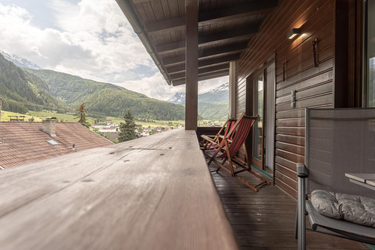 Senner Appartements Umhausen Esterno foto