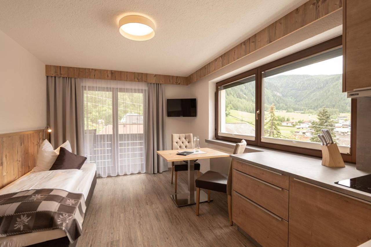 Senner Appartements Umhausen Esterno foto