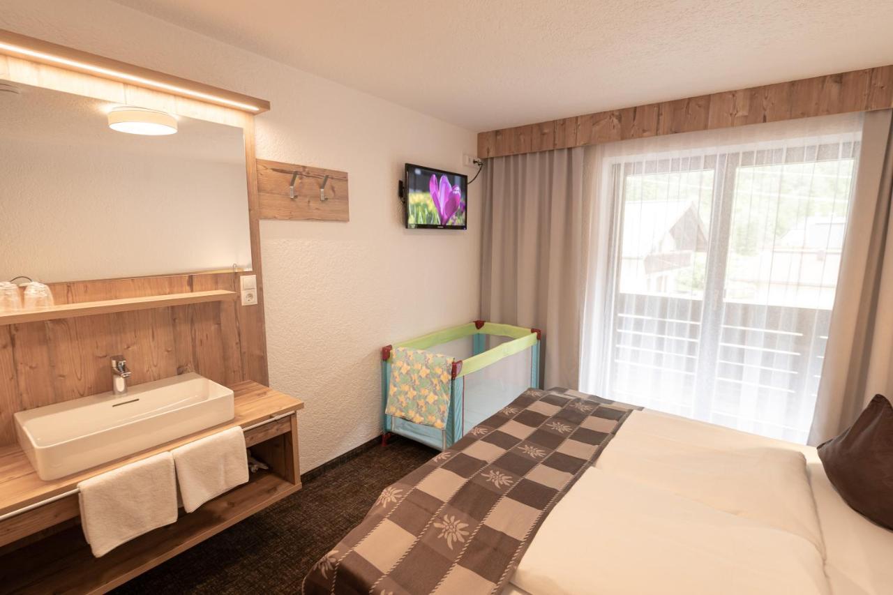 Senner Appartements Umhausen Esterno foto