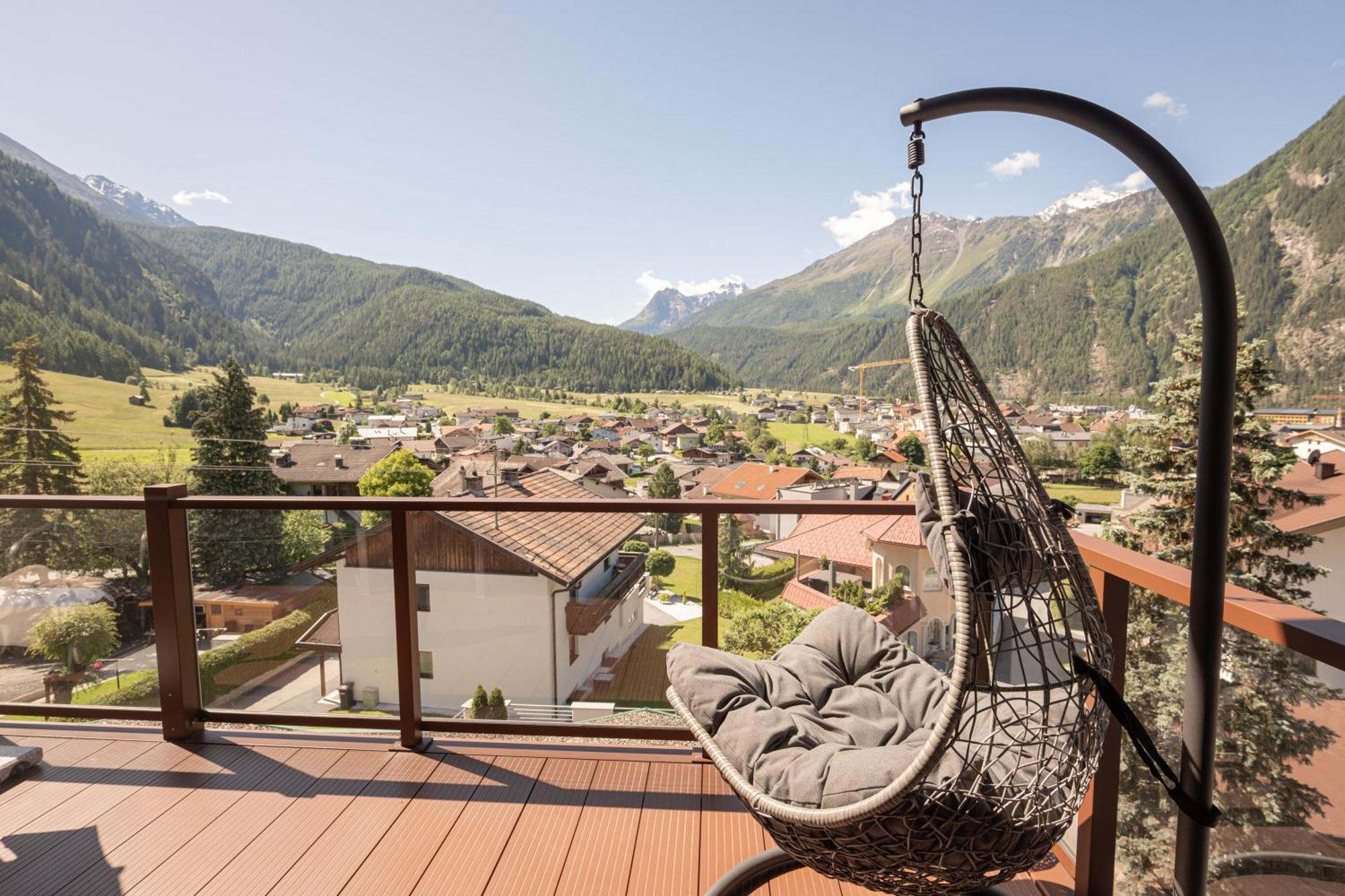 Senner Appartements Umhausen Esterno foto